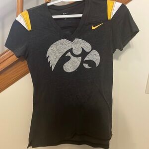 Iowa hawkeye t shirt